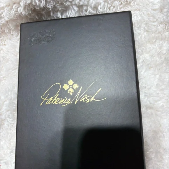 Patricia Nash Tan Leather Passport Holder - Picture 3 of 4